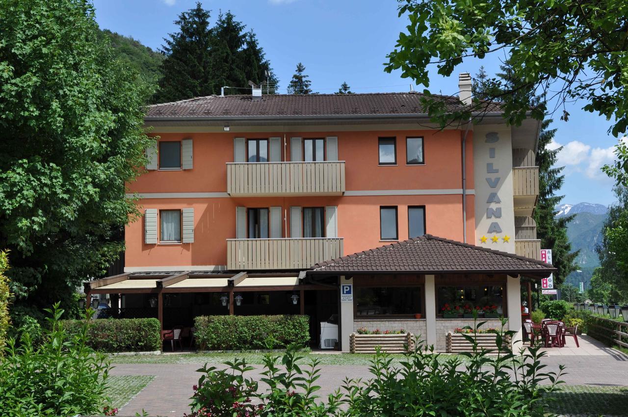 Albergo Silvana Pieve Di Ledro Exterior photo